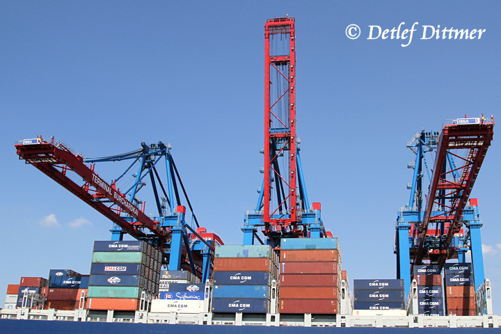 Containerhafen in Hamburg