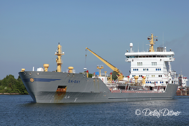 EK Sky, Tankschiff