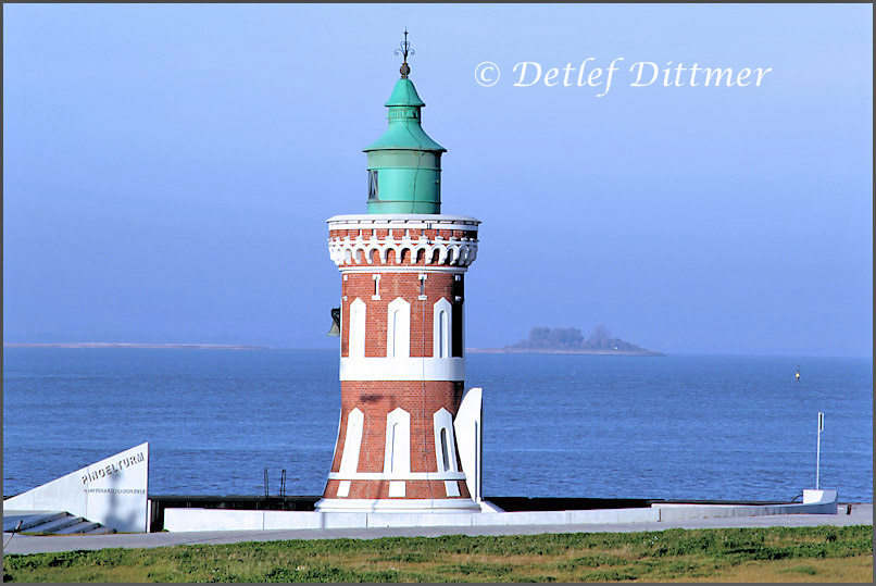 der Pringelturm an der Weser in Bremerhaven