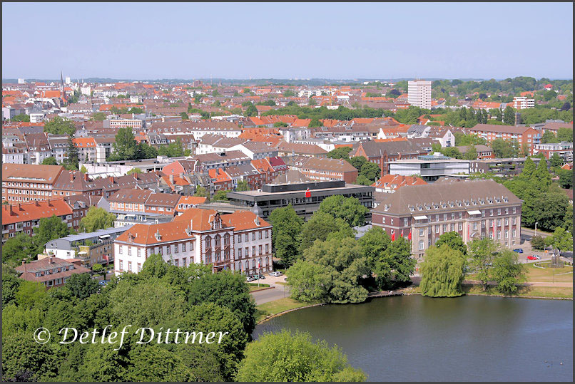 Blick vom Rathausturm ber den Kleinen Kiel auf die Stadt