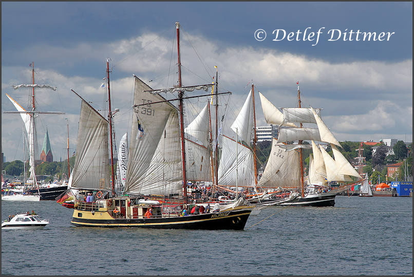 Windjammerparade auf der Kieler Frde zur Kieler Woche